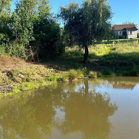 Gite Avec Piscine Et Etang Sarrazac  Exterior foto